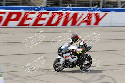 media/May-29-2022-Fastrack Riders_ [[fc0f8b1a06]]/Level 2/Start Finish/